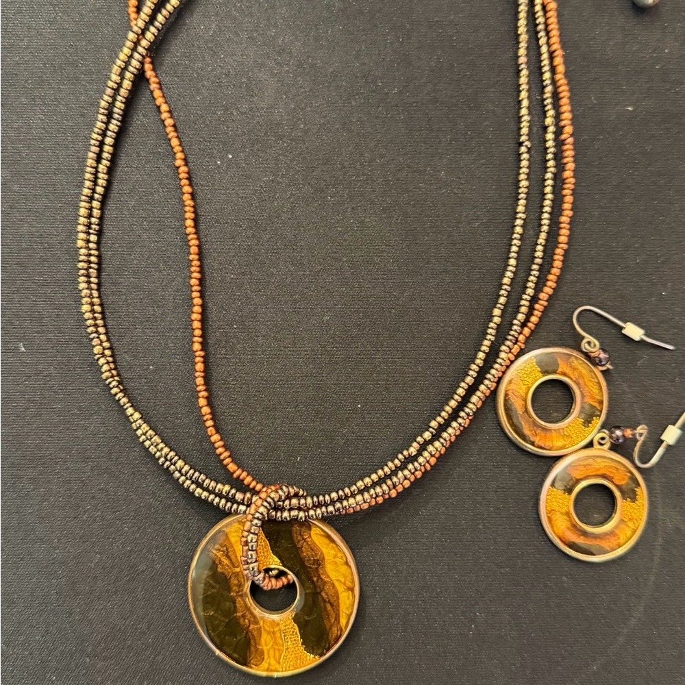 Elegant Gold‎ and Brown Beaded Necklace Set